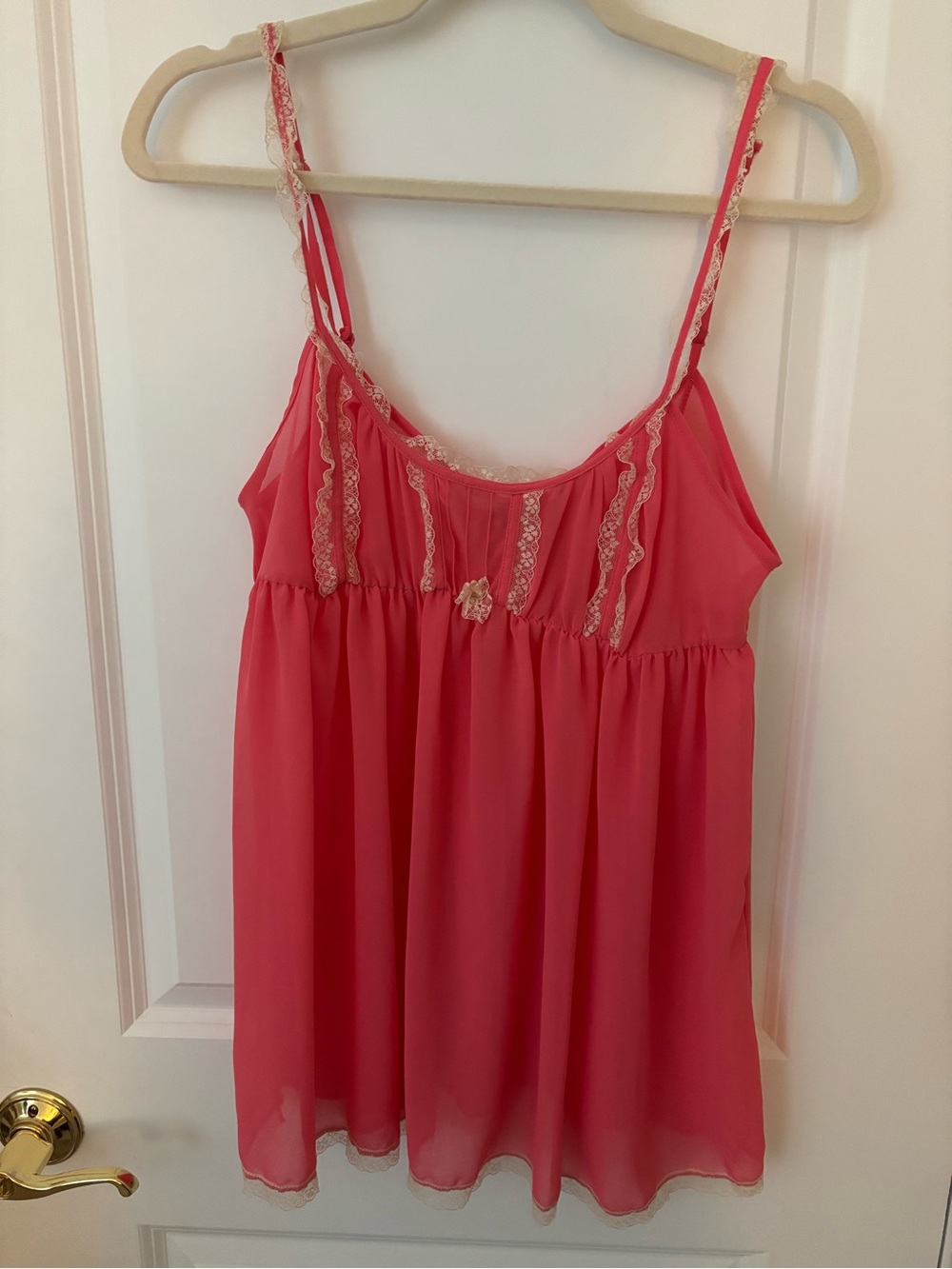 Vintage Y2K Victoria’s Secret Melon Pink Cream Lace Babydoll Sheer Camisole Top